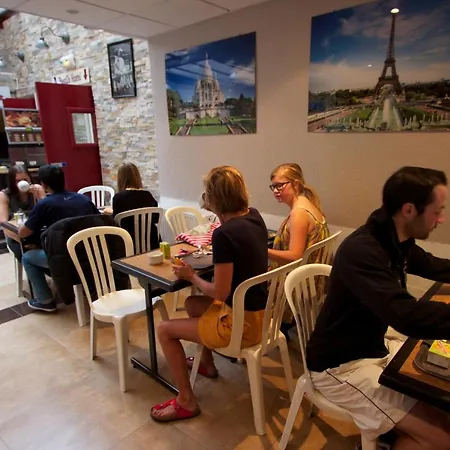 Internationale Des Jeunes * Paris
