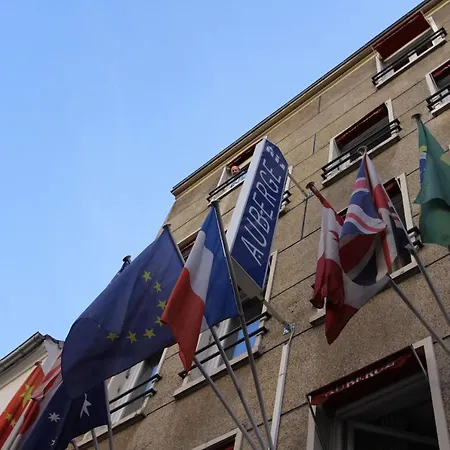 Internationale Des Jeunes Hostel Paris