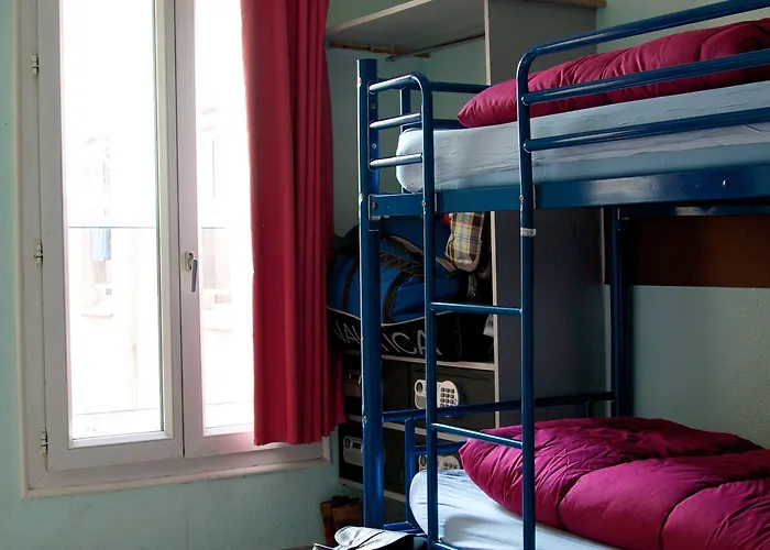 Ostello Internationale Des Jeunes Parigi
