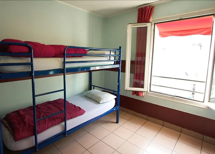 Internationale Des Jeunes * Parigi