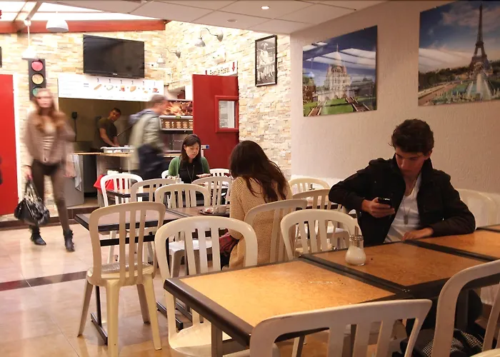 Internationale Des Jeunes Ostello Parigi