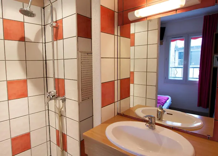 Internationale Des Jeunes *