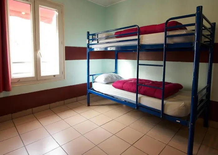 Ostello Internationale Des Jeunes *