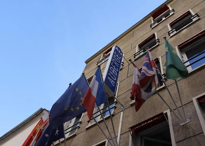 Internationale Des Jeunes Ostello Parigi