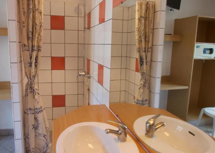 Internationale Des Jeunes Parigi