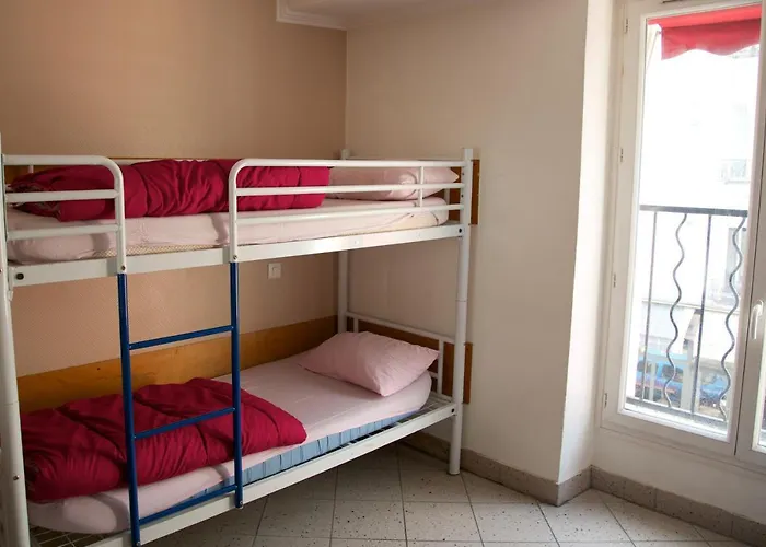 Ostello Internationale Des Jeunes Parigi