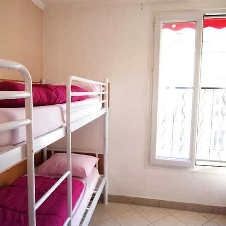 Internationale Des Jeunes * Paris